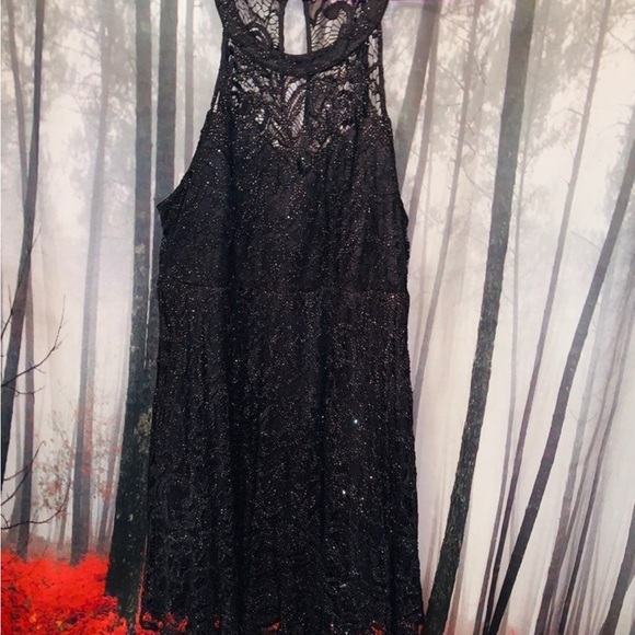 Torrid dress size 1 16/18 shimmer skater - Picture 5 of 9